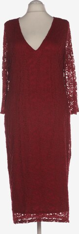 ASOS DESIGN Curve Dress in 4XL in Red: front