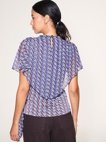 Next - Blusa em azul