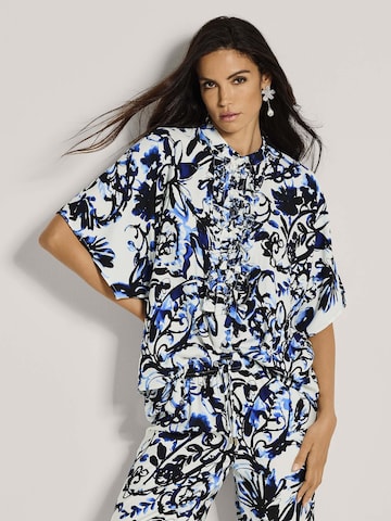 MADELEINE Bluse in Blau: Vorderseite