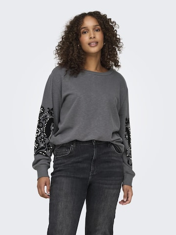 ONLY Carmakoma Sweatshirt in Grau: Vorderseite