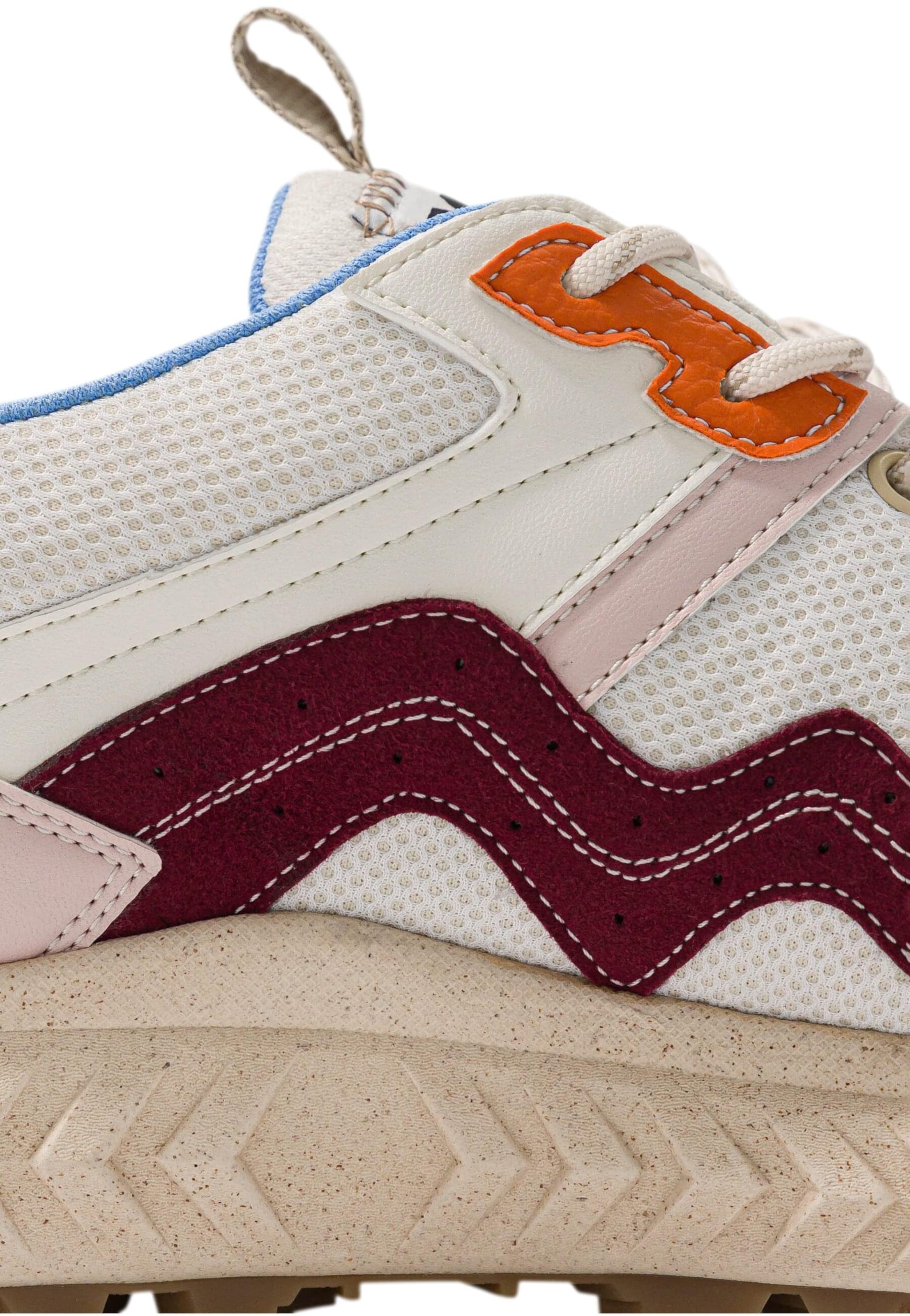 Sneaker bassa 'Gen7 - All In Coral' di MoEa in bianco