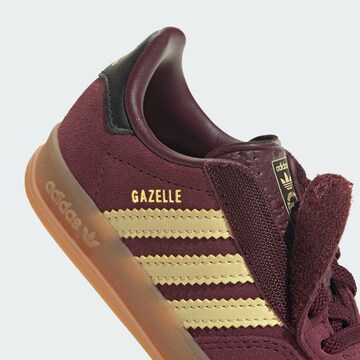Sneaker 'Gazelle' di ADIDAS ORIGINALS in rosso