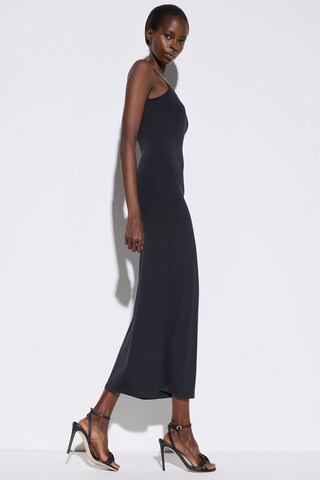 Robe No Matter What en noir