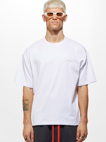 Young Poets Shirt 'Ricko' in White: front