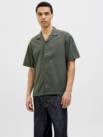Comfort fit Camicia 'JJESummer Resort' di JACK & JONES in verde: frontale