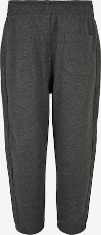 Tapered Pantaloni di Urban Classics in grigio