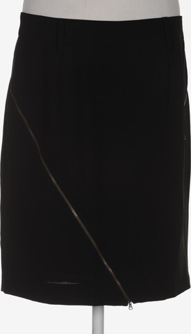 Orwell Skirt in L in Black: front