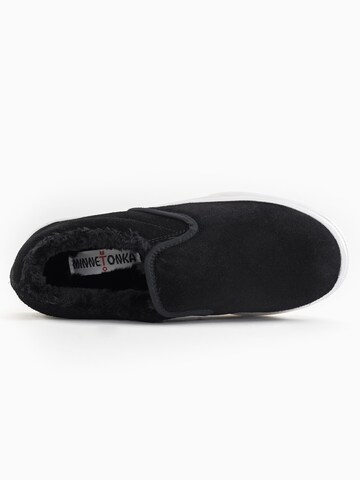 Minnetonka Slip on boty 'Wilder' – černá