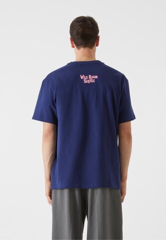 Lost Youth Shirt 'Lost Youth Tee - Wild Room Service' in Blauw