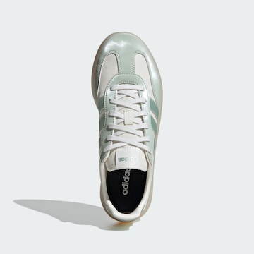 ADIDAS SPORTSWEAR Sneakersy niskie 'Barreda Decode' w kolorze zielony