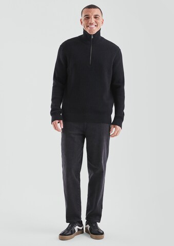 Pull-over ' ' QS en noir