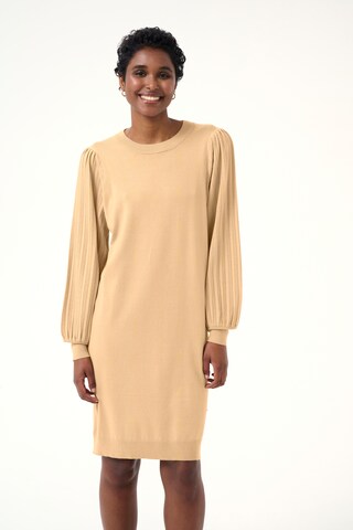 Robe Kaffe en beige : devant