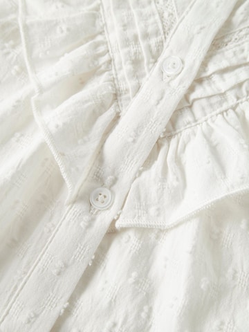 NAME IT - Blusa en blanco