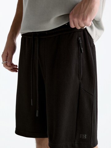 Pull&Bear Loose fit Trousers in Black