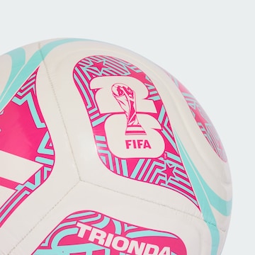 Pallone 'FIFA Fussball-Weltmeisterschaft™ Trionda Club' di ADIDAS PERFORMANCE in bianco