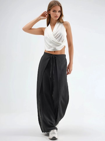 Busem Loosefit Broek in Zwart