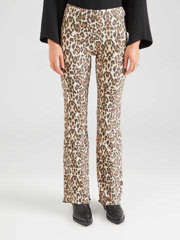 Bootcut Pantalon Gina Tricot en marron : devant