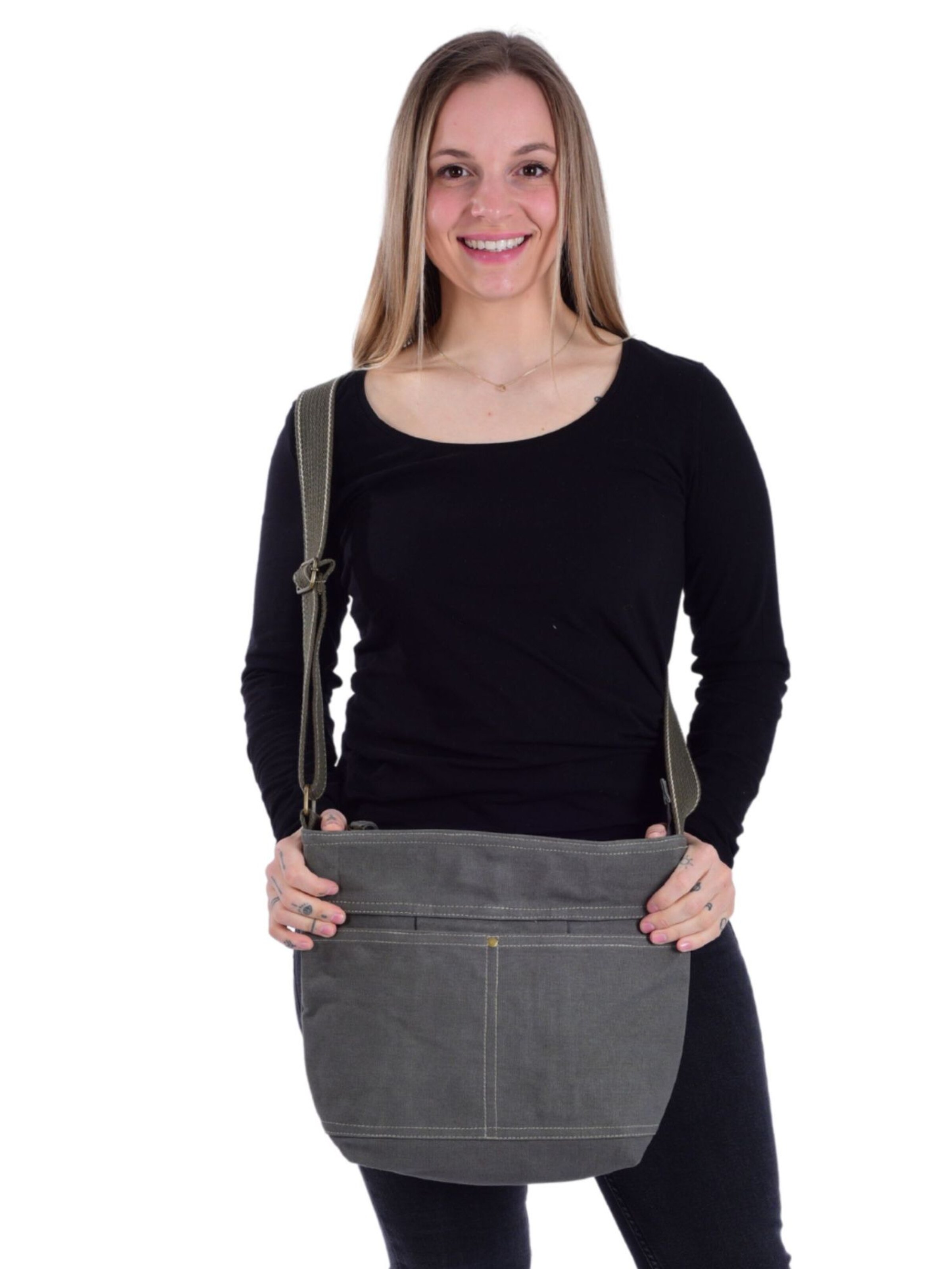 DOMELO Crossbody Bag 'Domelo' in Green