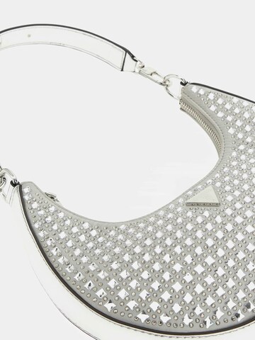 GUESS Schoudertas 'Lua' in Zilver