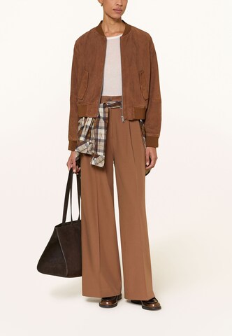 darling harbour Regular Pleat-Front Pants in Brown: front