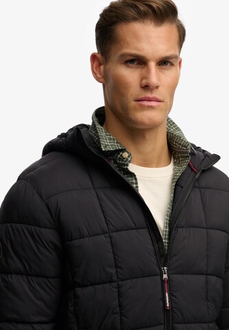 Veste mi-saison 'Fuji Lite' Superdry & Co en noir