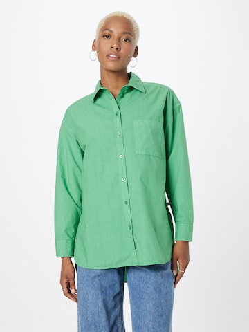 Herrlicher Bluzka 'Lelou' w kolorze zielony: przód