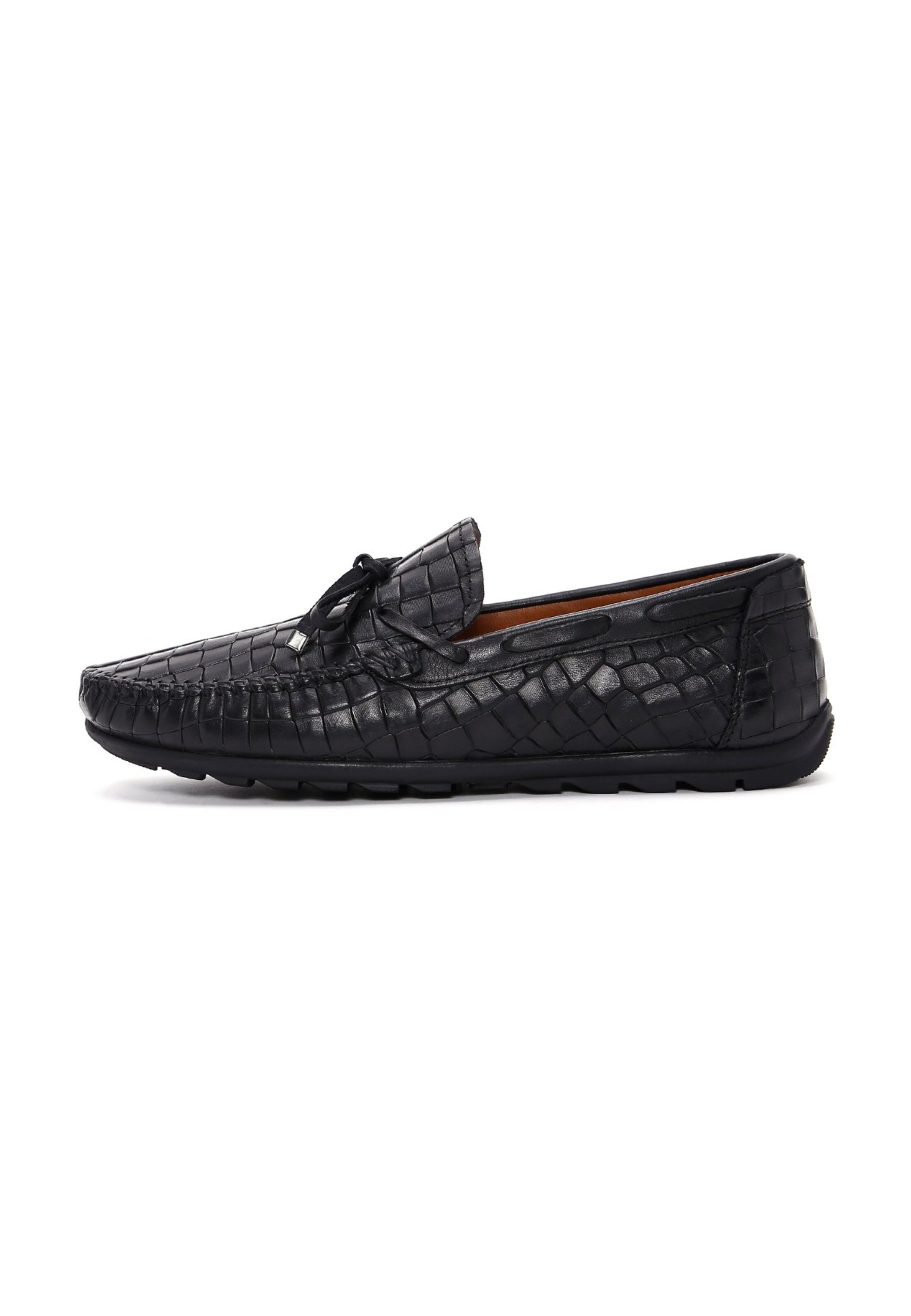Derimod Classic Flats in Black: front