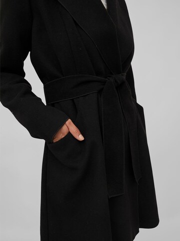 VILA Between-Seasons Coat 'Apple' in Black