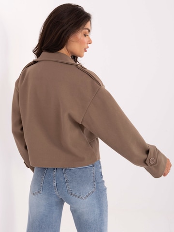 Madnezz House Übergangsjacke in Beige