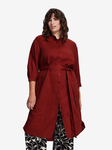 Esprit Curves Shirt Dress in Red: front