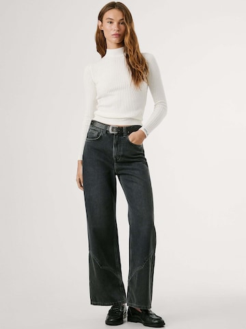 Pepe Jeans Trui 'Carla Perkins' in Wit