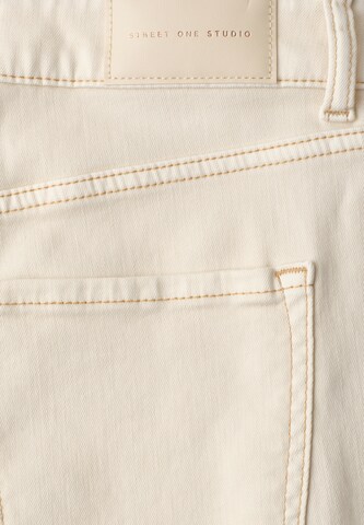 Street One Studio Loose fit Jeans in Beige