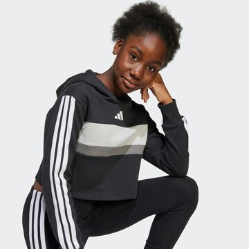 ADIDAS SPORTSWEAR Тренировочный костюм 'Essentials Tiberio' в Черный