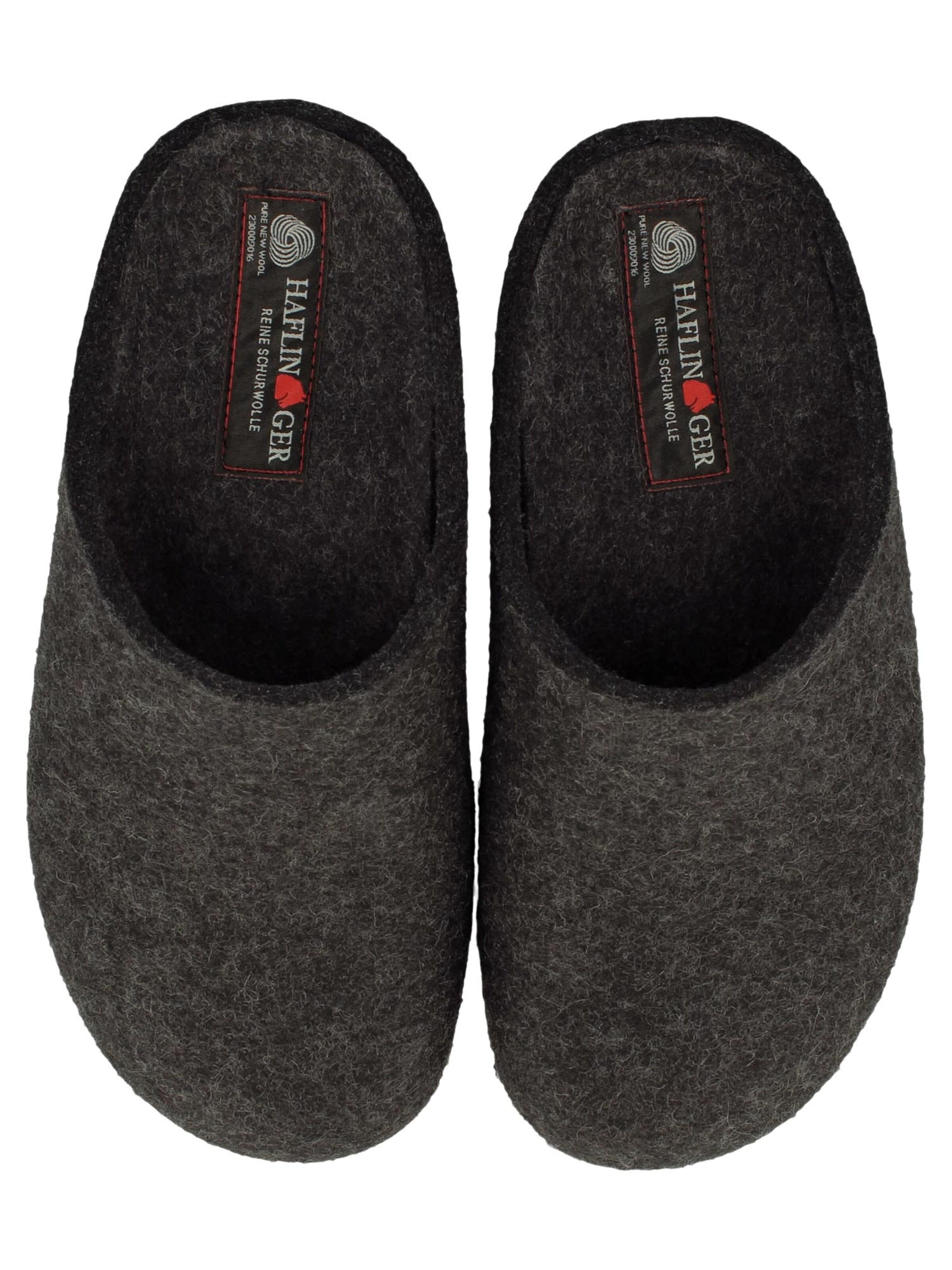 HAFLINGER Huisschoenen 'Grizzly Michl' in Grijs