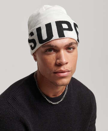 Bonnet Superdry en blanc : devant