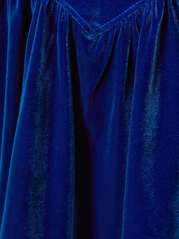 Bershka Kokteilové šaty - Modrá