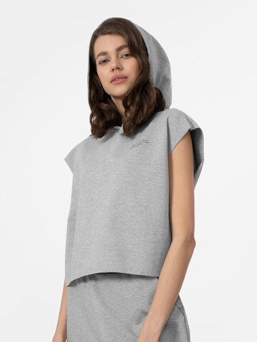 4F Athletic Sweatshirt in Grey: front