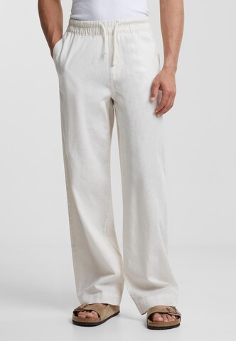 Urban Classics Loose fit Pants in Beige: front