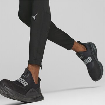 PUMA Skinny Sporthose in Schwarz