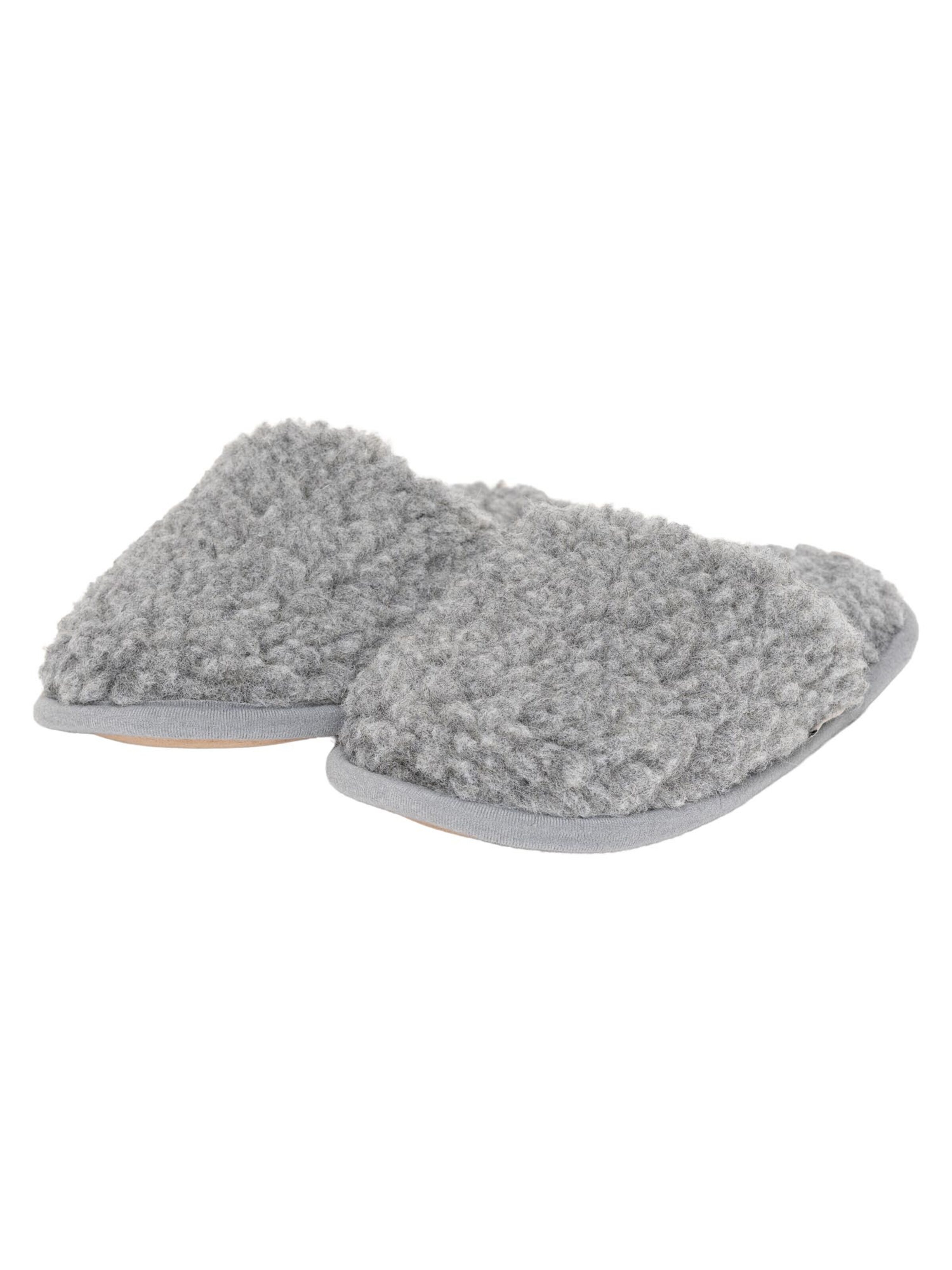 Gottstein Slippers 'Curly Wool' in Grey