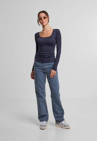 T-shirt Urban Classics en bleu