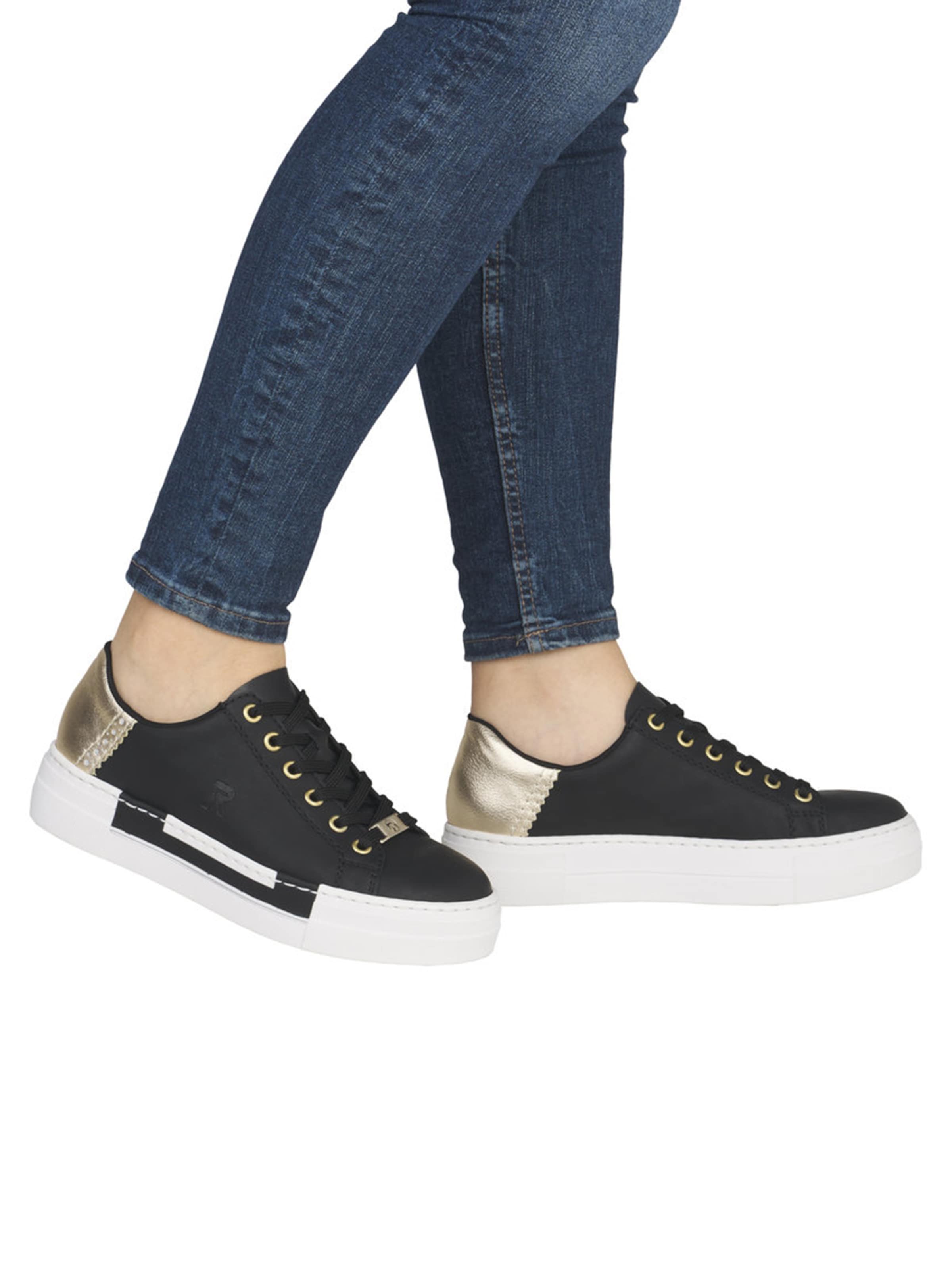 melns Rieker Sporta apavi ar šņorēm: no priekšpuses