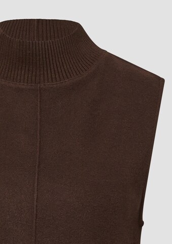 s.Oliver Sweater in Brown