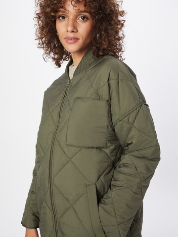 ESPRIT Between-Seasons Coat in Green