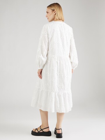 Robe TAIFUN en blanc