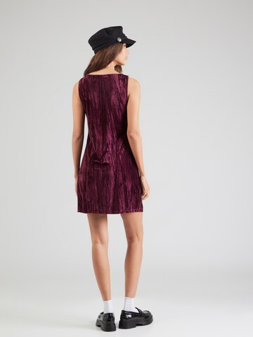 raudona VERO MODA Suknelė