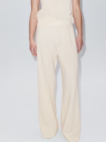 MANGO Wide leg Broek 'VELLA' in Beige: voorkant