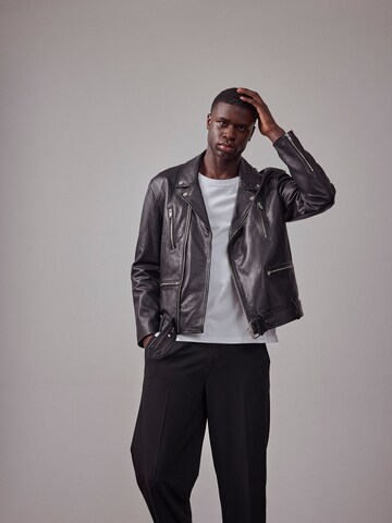 DAN FOX APPAREL Between-Season Jacket 'The Essential' in Black: front