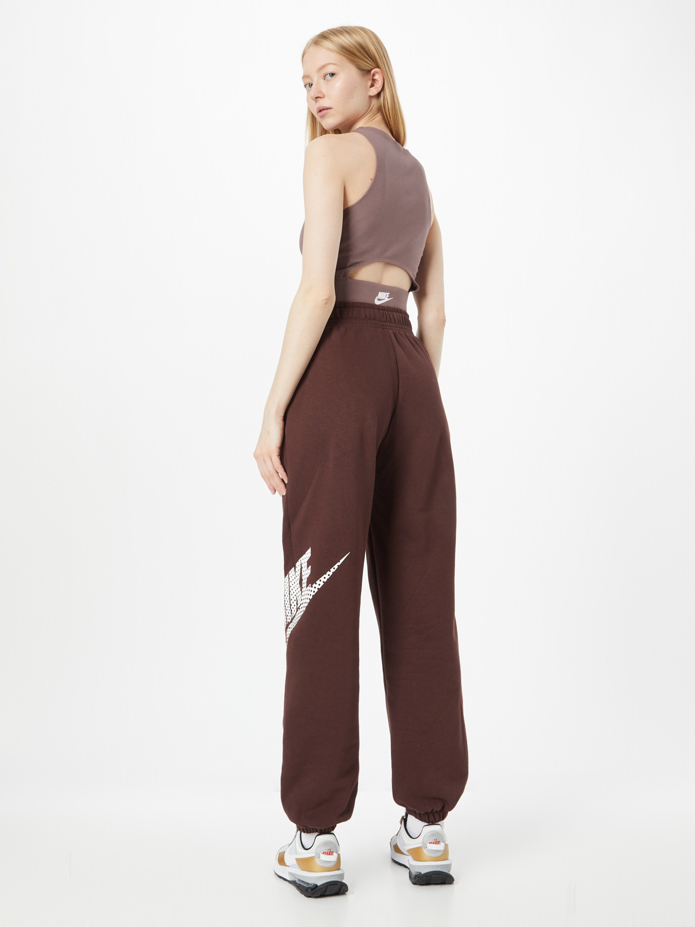 Effil Pantalon Nike Sportswear en Chocolat ABOUT YOU