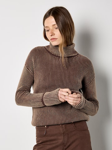 Pull-over Apricot en marron